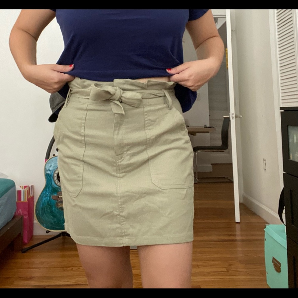 Casual girly olive green skirt